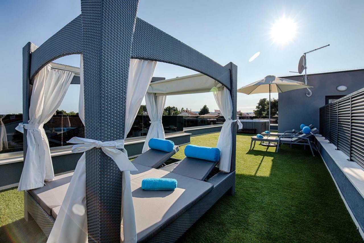 Deluxe Beach Apartments by Traveler Tourist Agency Krk Krk Town Exterior photo