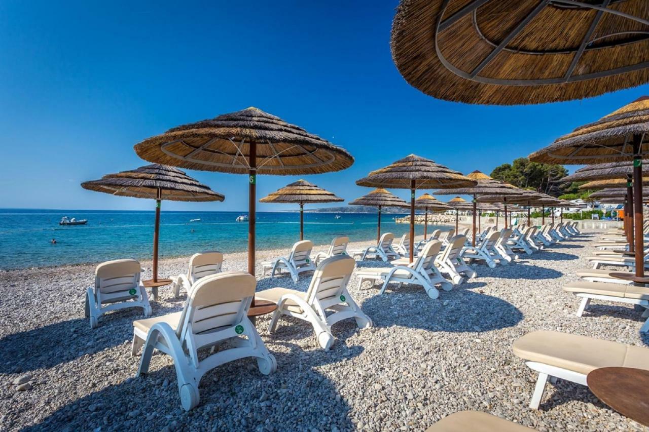 Deluxe Beach Apartments by Traveler Tourist Agency Krk Krk Town Exterior photo